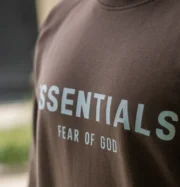 Polera cuello redondo essentials topo | Hombre - Imagen 2